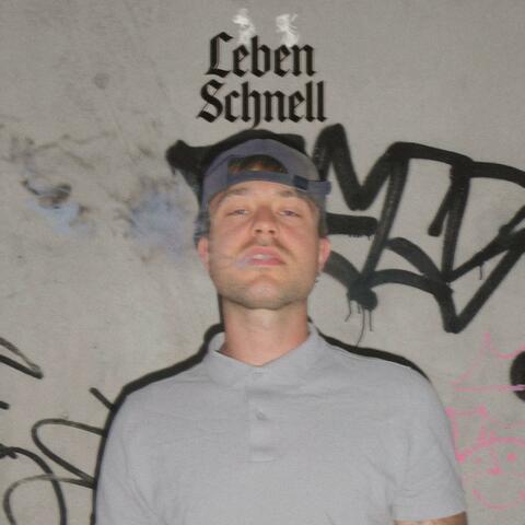 Leben Schnell album art