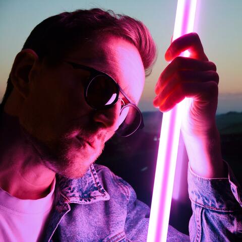 Vegasissa naimisiin album art