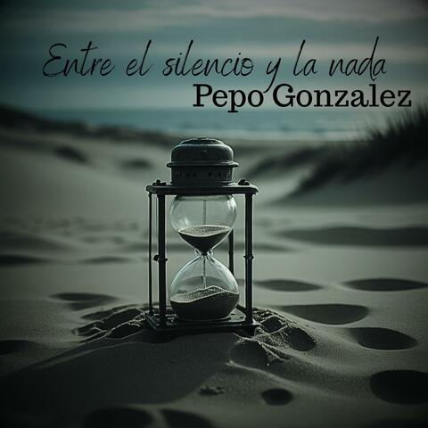 Entre el silencio y la nada album art