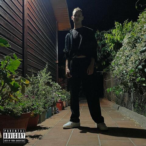 #TAPE5TAR album art