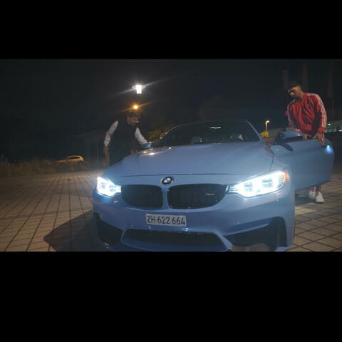 MI CHAMA (feat. Zizzo) album art