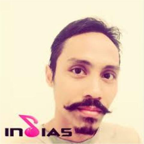 MUSIM BERCINTA album art