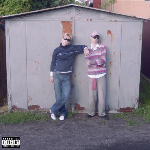 luv me // hate me album art