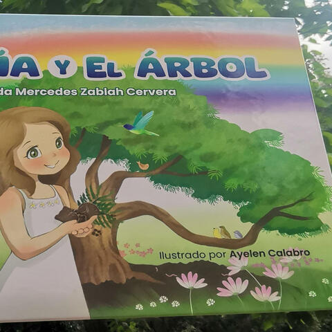 La Niña y El Árbol album art