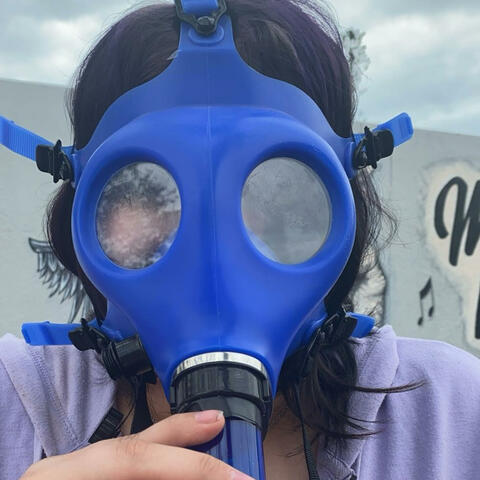SMOKING ON EVERYBODY album art