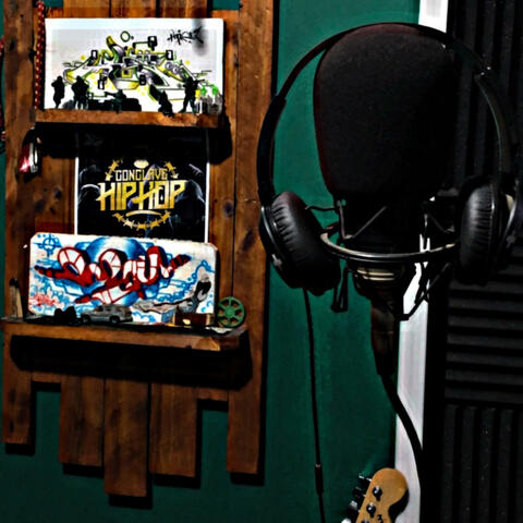 AUR444 album art