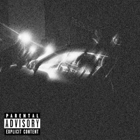 HENNXSSY (feat. ilyKuro) album art