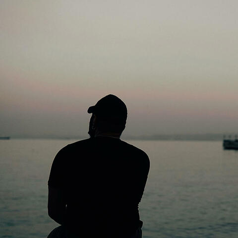 Yalnız album art