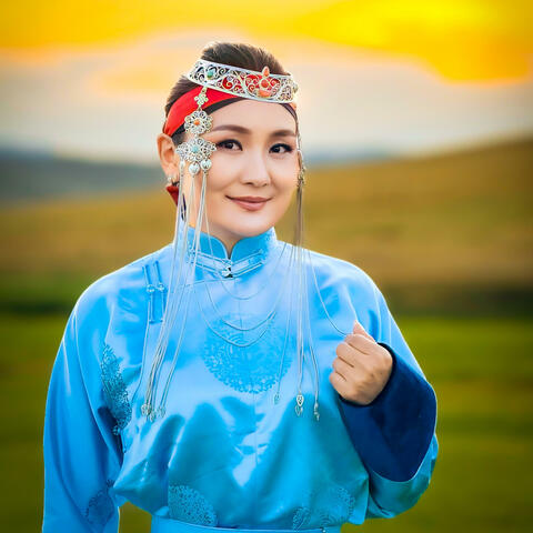 Mongol erchuud Чулуунчимэг Монгол эрчүүд album art
