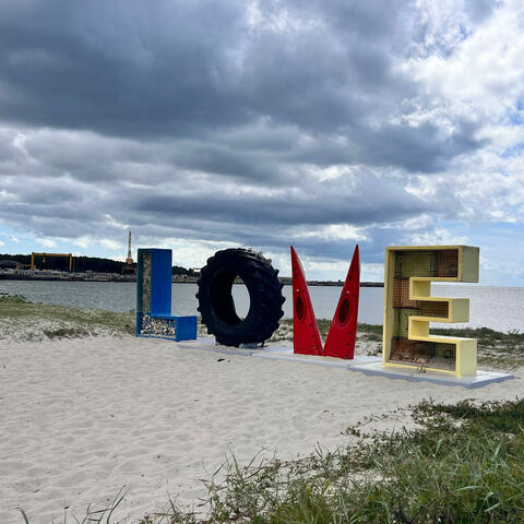 And love can break your heart album art