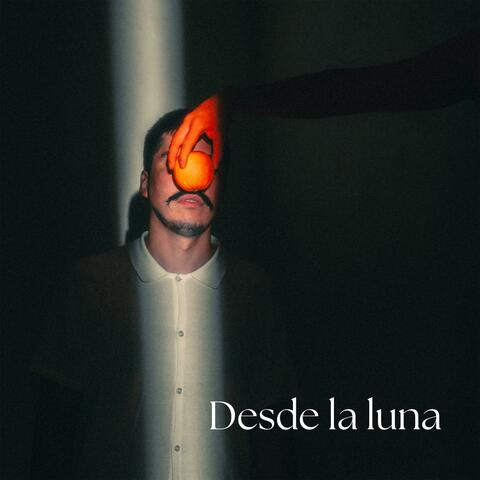 Desde la luna (feat. Kaos de Enero, Sebastian Gonzalez & J Fiasco) album art