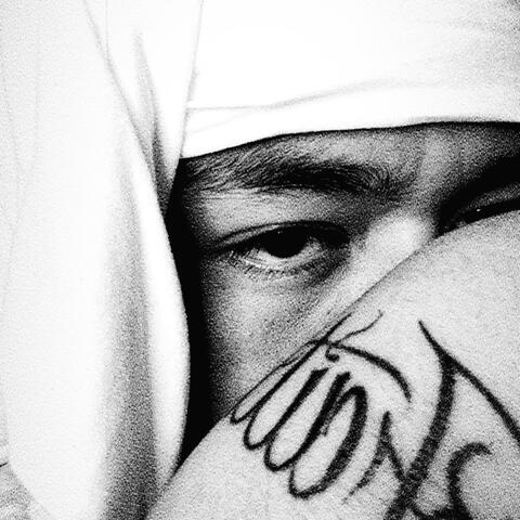 GONE 4 A MIN album art