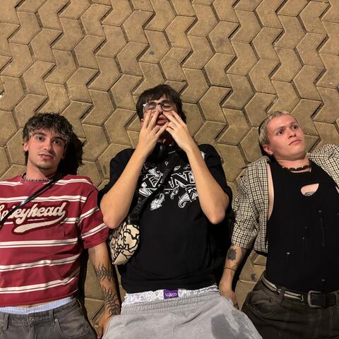 Yamasdejadodegusta (feat. manurillo & $mokey) album art