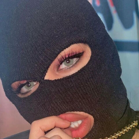 FINOZA DANCANTE ELA CURSA FACULDADE album art