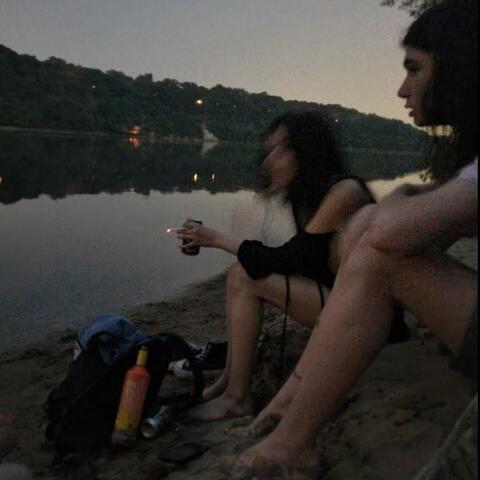 a hardstyle christmas album art