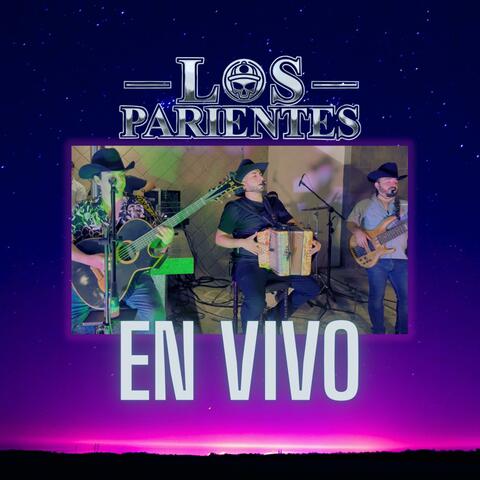 LOS PARIENTES EN VIVO album art