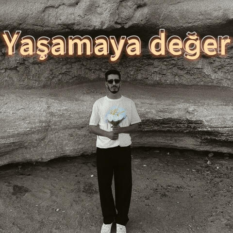 Yaşamaya Değer album art