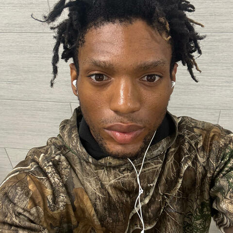 Ain’t Me in That Pic album art