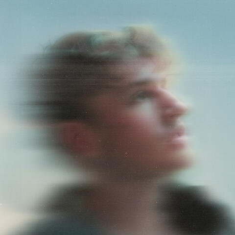 מסתנוור album art