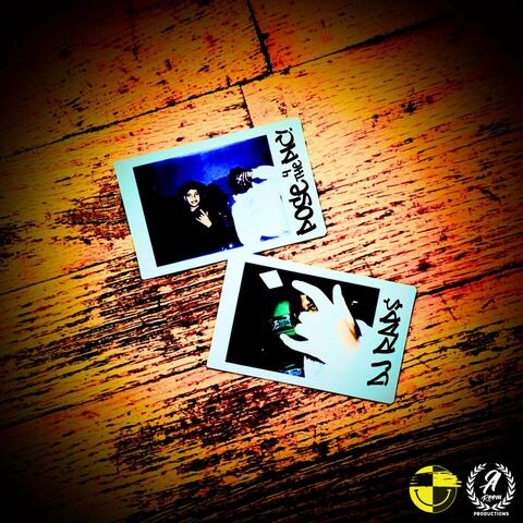 POSE 4 THE PIC! album art