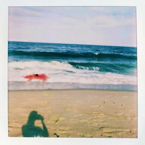 is drowning album art