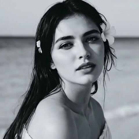 Lucent States, Vol. 1 (Gentle Embrace (F E L O R A) album art