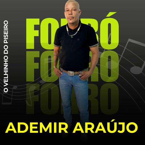 O Velhinho do Piseiro album art