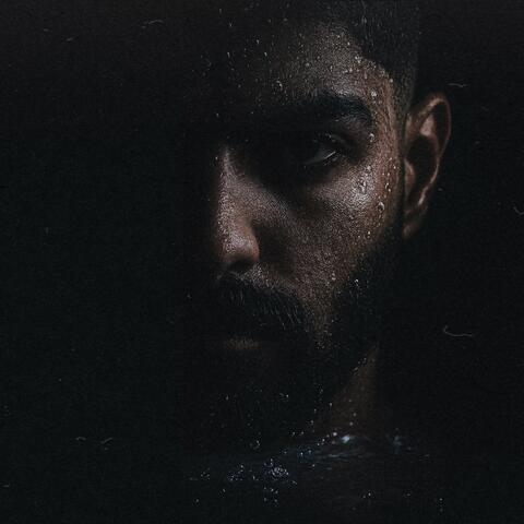 ولا حامي ولا بارد album art