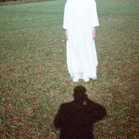 Dalam Genggaman album art