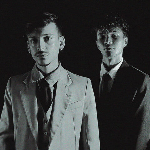 Chique e Elegante album art