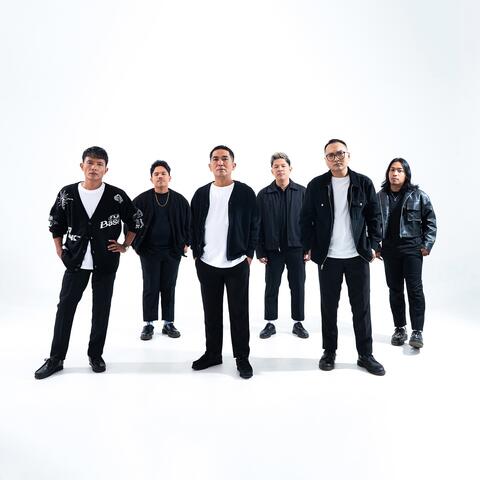 Berdiri Teman (20th Anniversary) album art