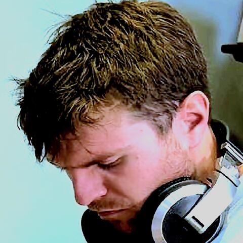 Don't You Feel The Love??? album art