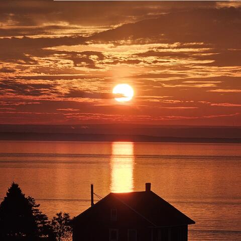 Red Sunset album art