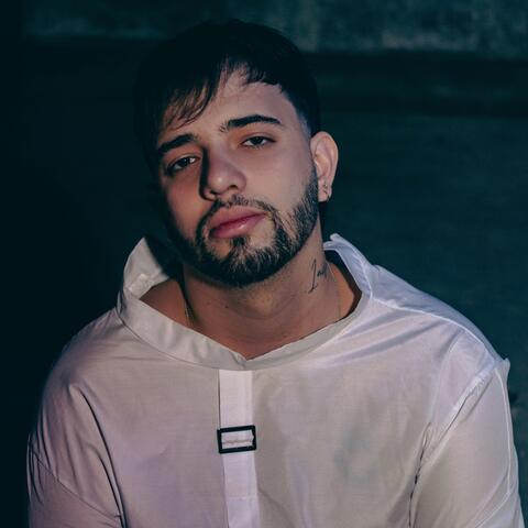 LLÁMAME album art