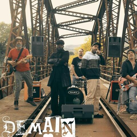 DEMAIN album art