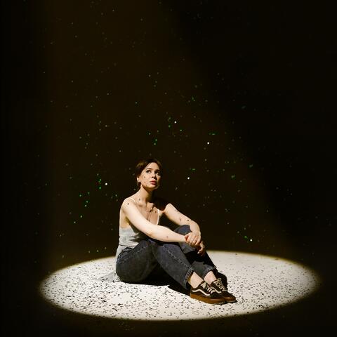 праздника нет, но есть конфетти album art