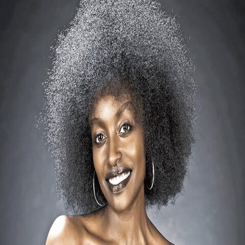 Ngukunda Byahebuje album art
