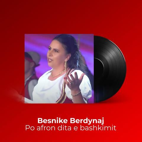 Po afron dita e bashkimit album art