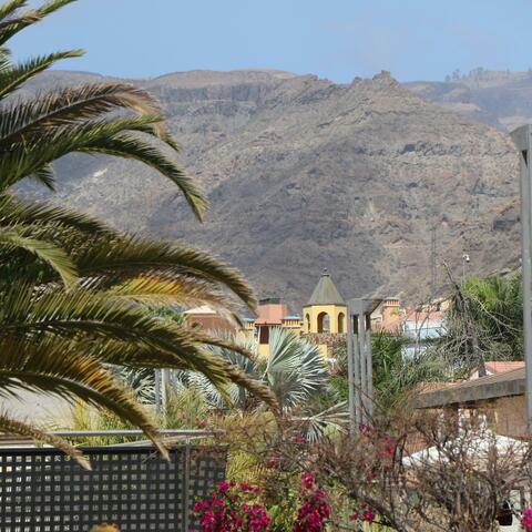 Hit dem up album art