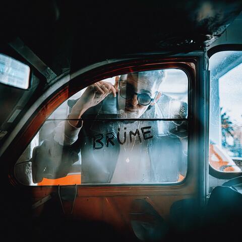 Loin du monde album art