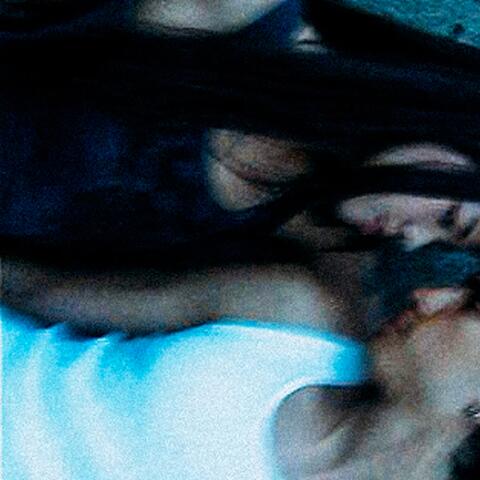 kiss me album art