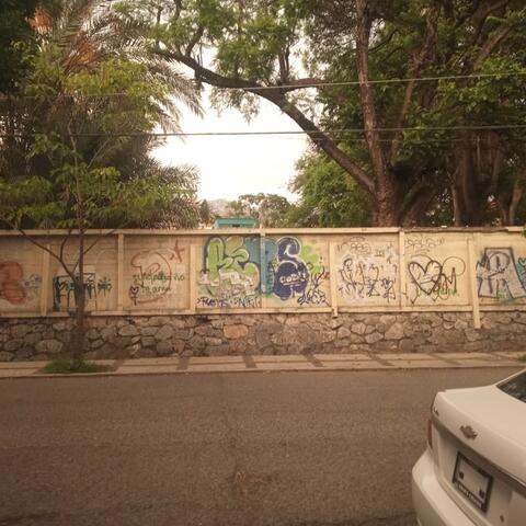 Pensando que muero album art