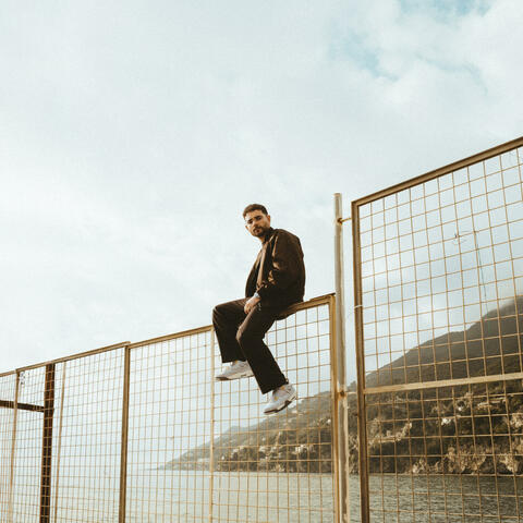 RAGAZZO DI GIÙ album art