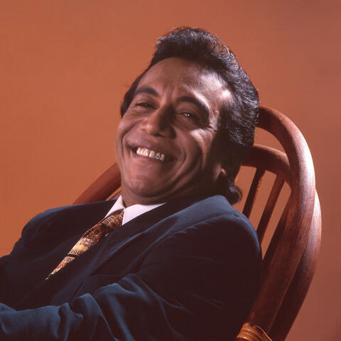Diomedes Díaz Grandes Éxitos Remasterizados album art
