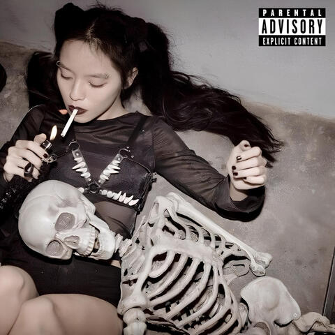 PRESUNTO album art