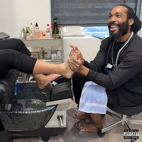 NailsMatcHerToes album art