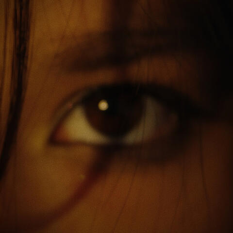 Les yeux foncés album art