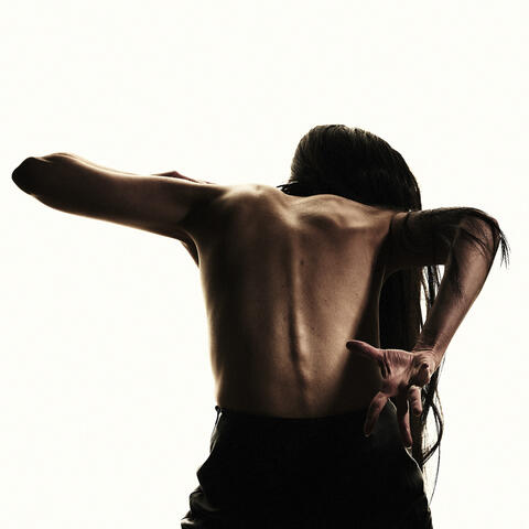 Cling on Me album art