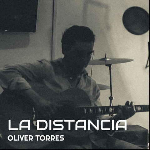 La Distancia album art