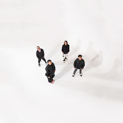 Menari-nari album art